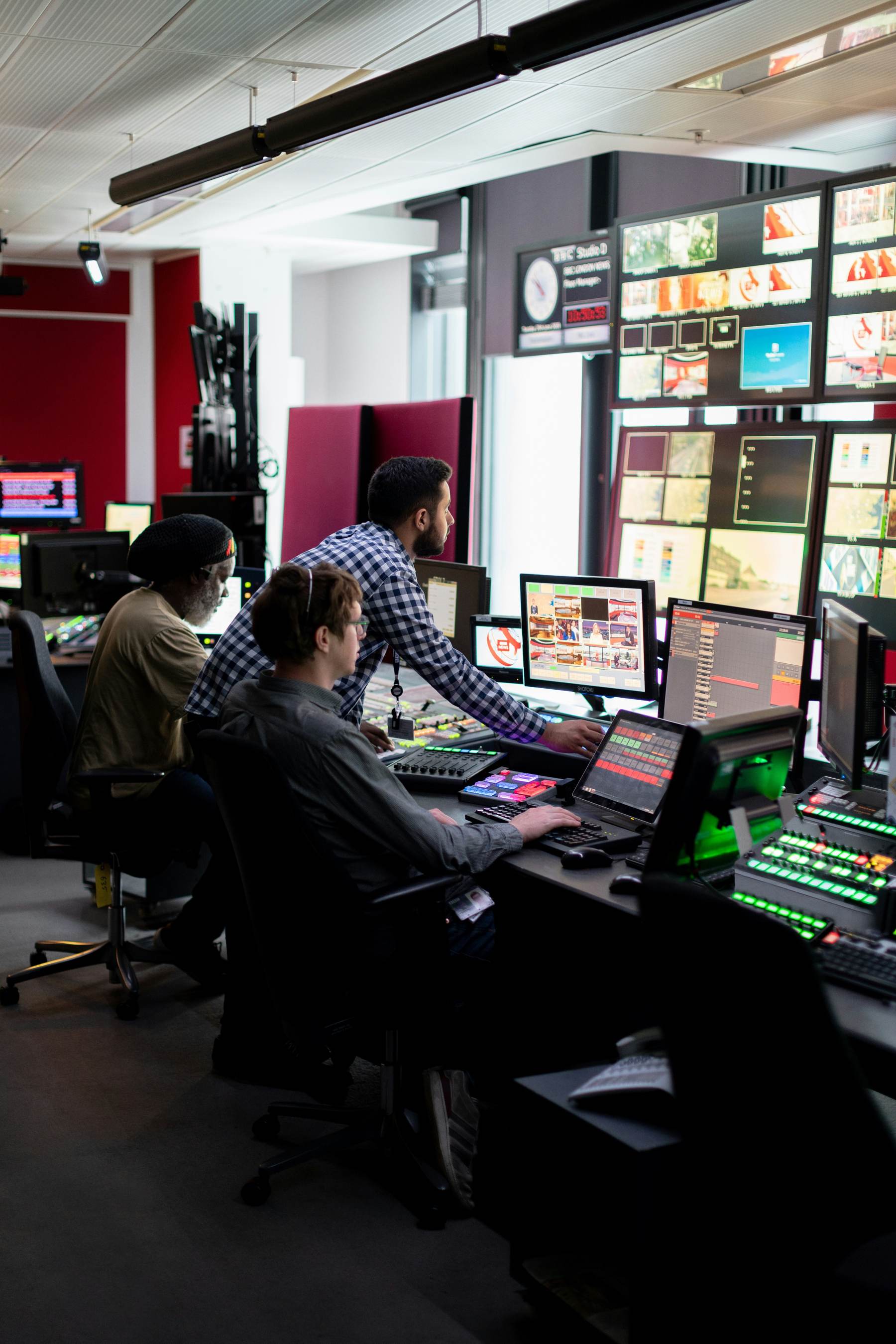 An operations desk with monitoring positions